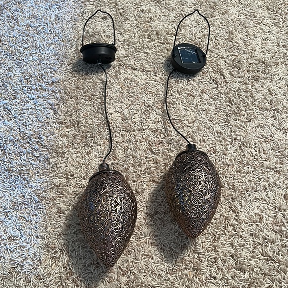 Hanging Solar Lights - Set of 2 - Picture 3 of 5